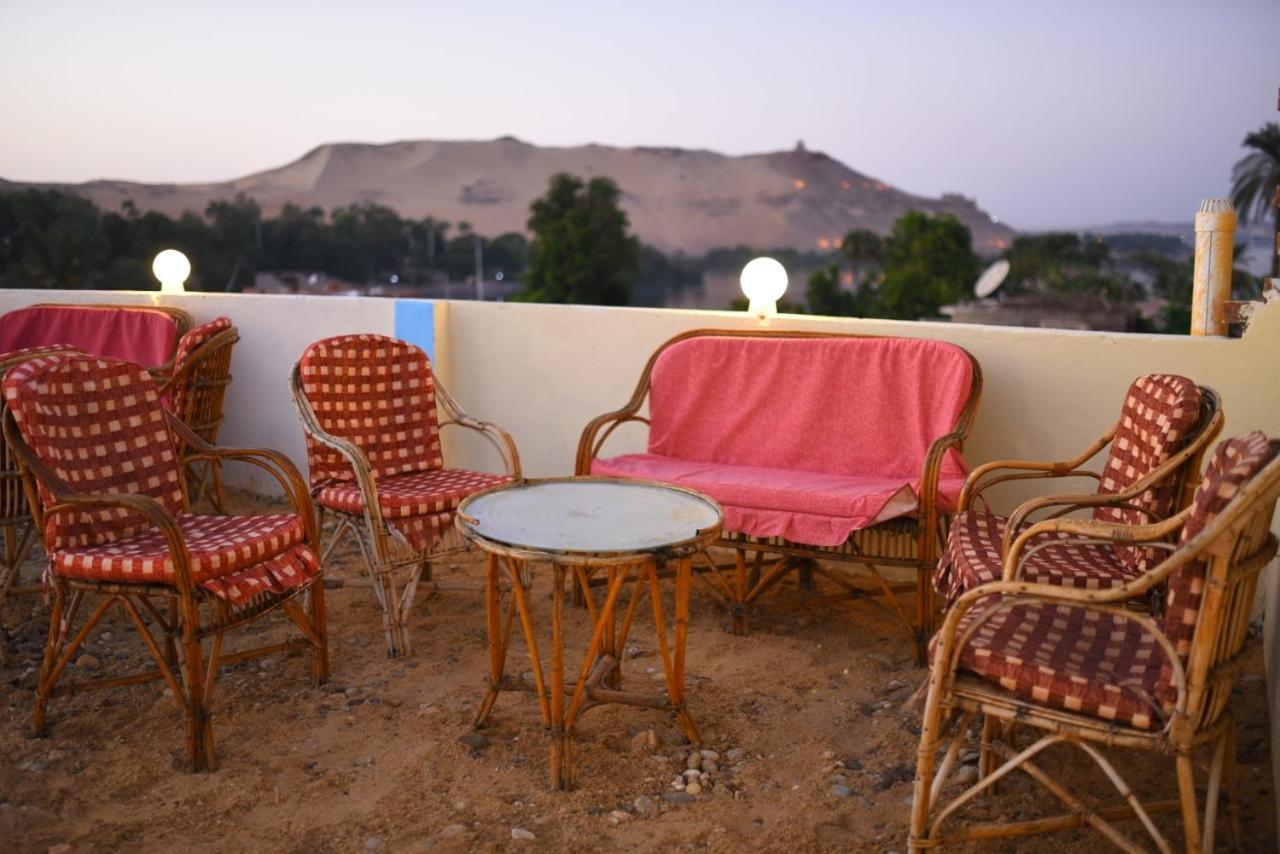Kosh Royal House Pensión *
